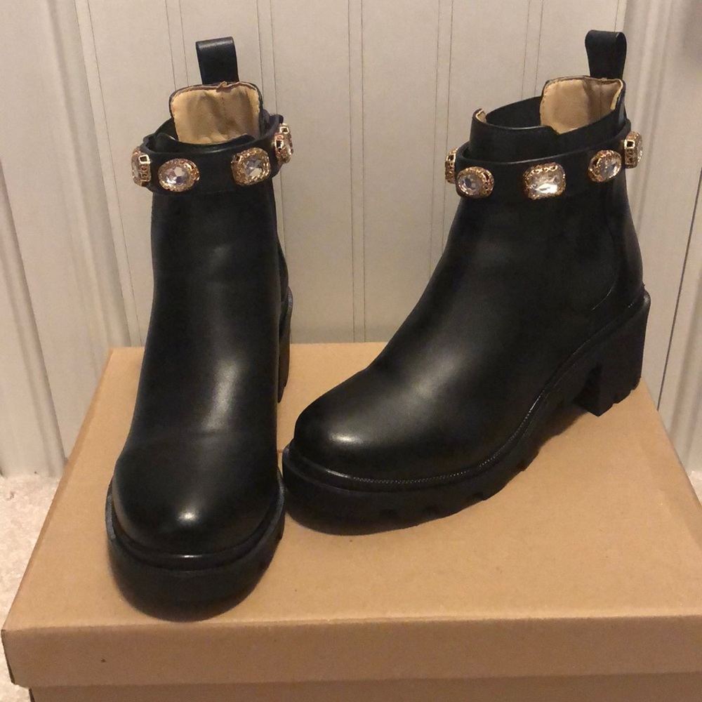 Steve Madden Amulet Jewel Embellished Lug Sole Chunky Block Heel boots